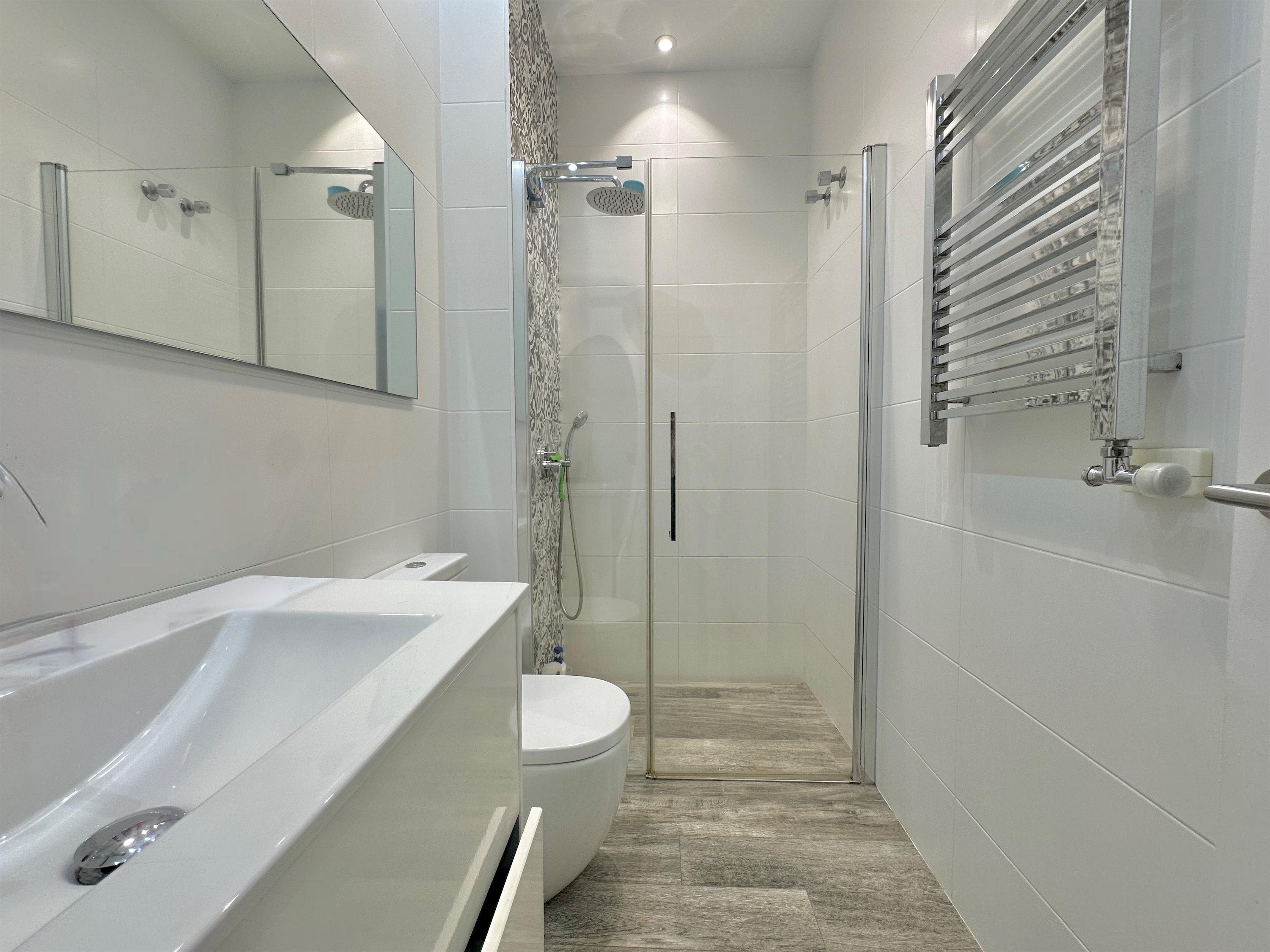 Imagen 38 Planta Baja en venta en Molins De Rei / Próximo al parque de la Mariona 