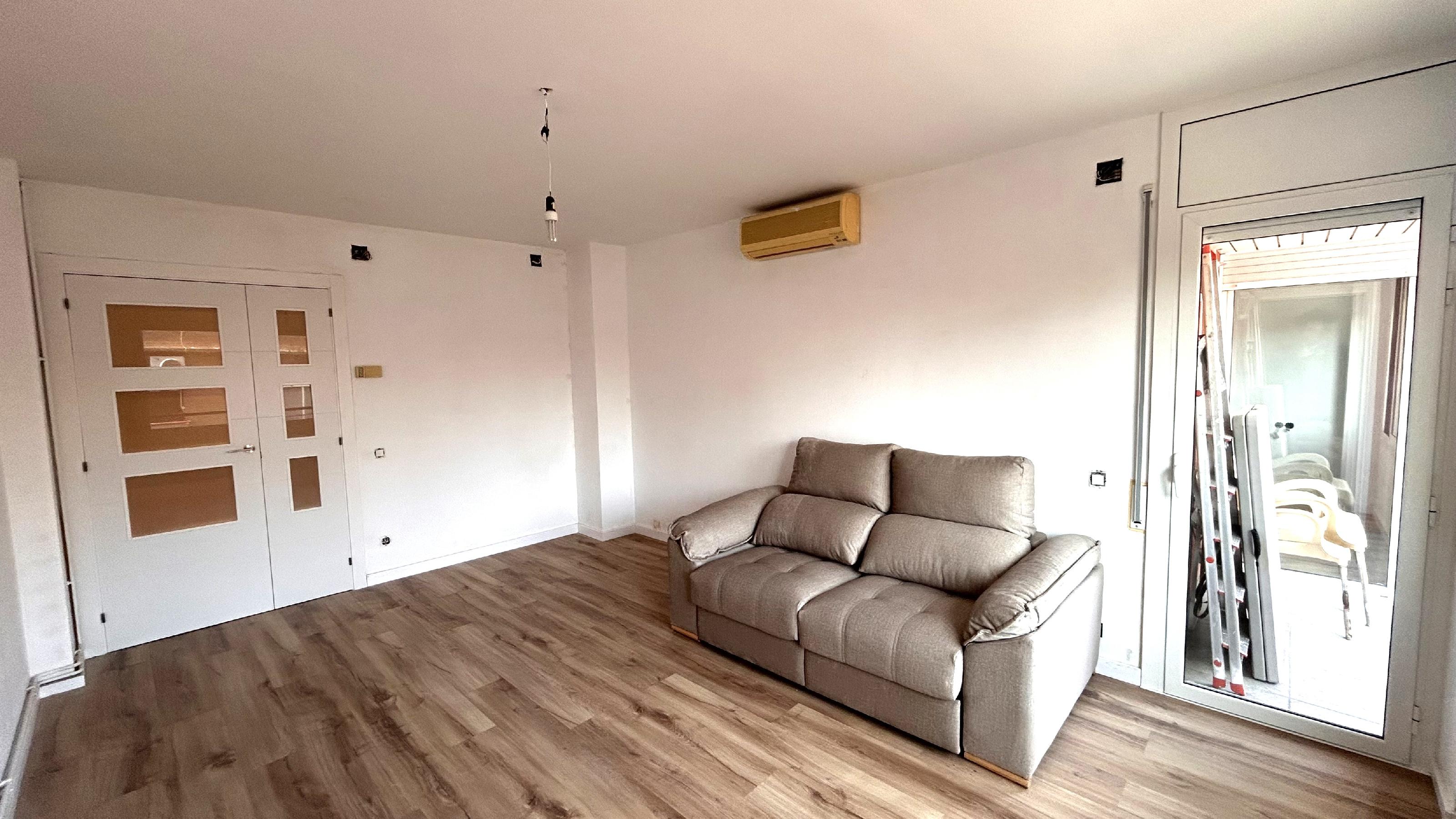 Imagen 6 Piso en venta en Sant Andreu De La Barca / Próximo al supermercado Dia zona la Solana