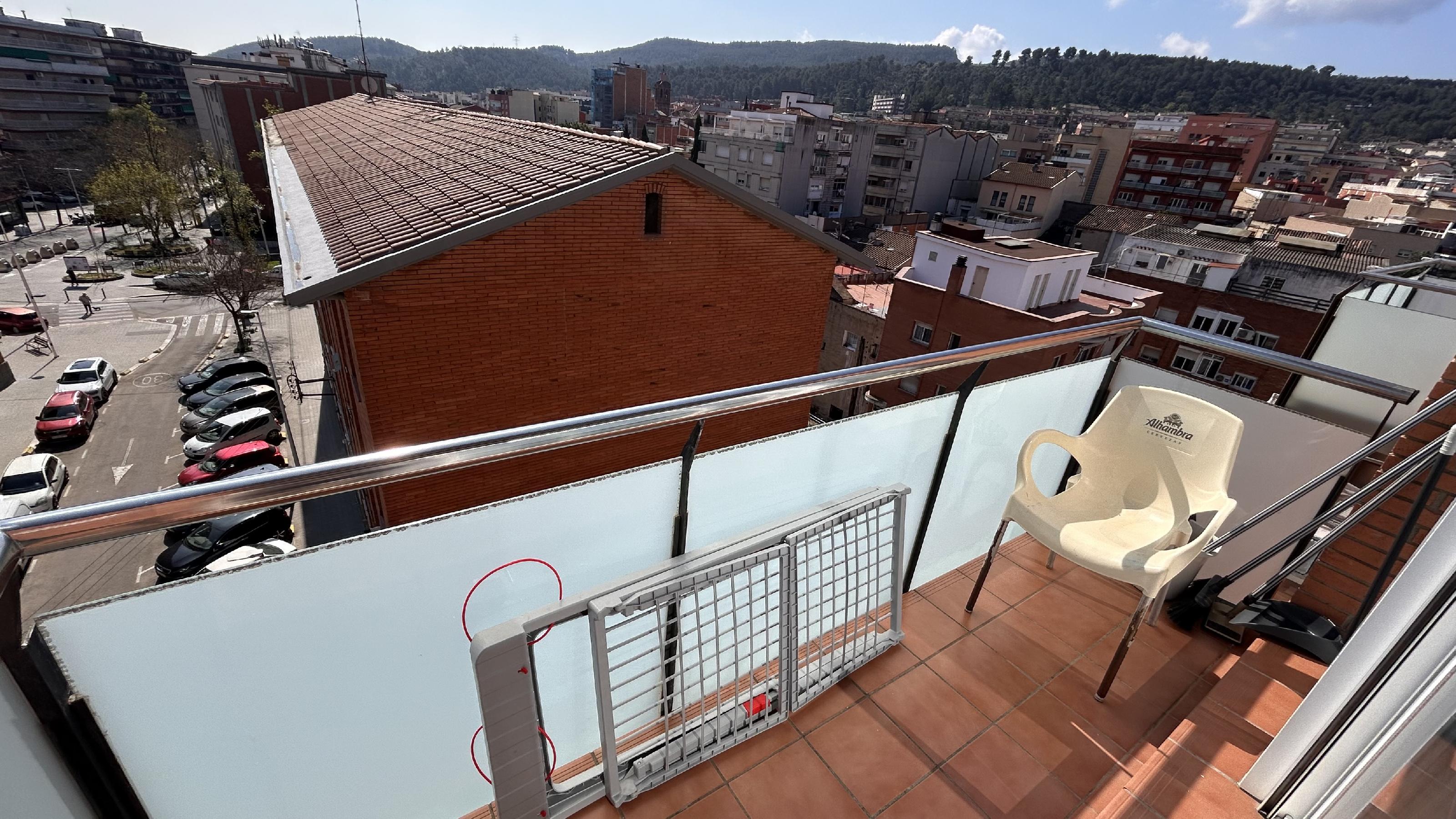 Imagen 19 Piso en venta en Sant Andreu De La Barca / Junto a la oficina de Correos La Solana