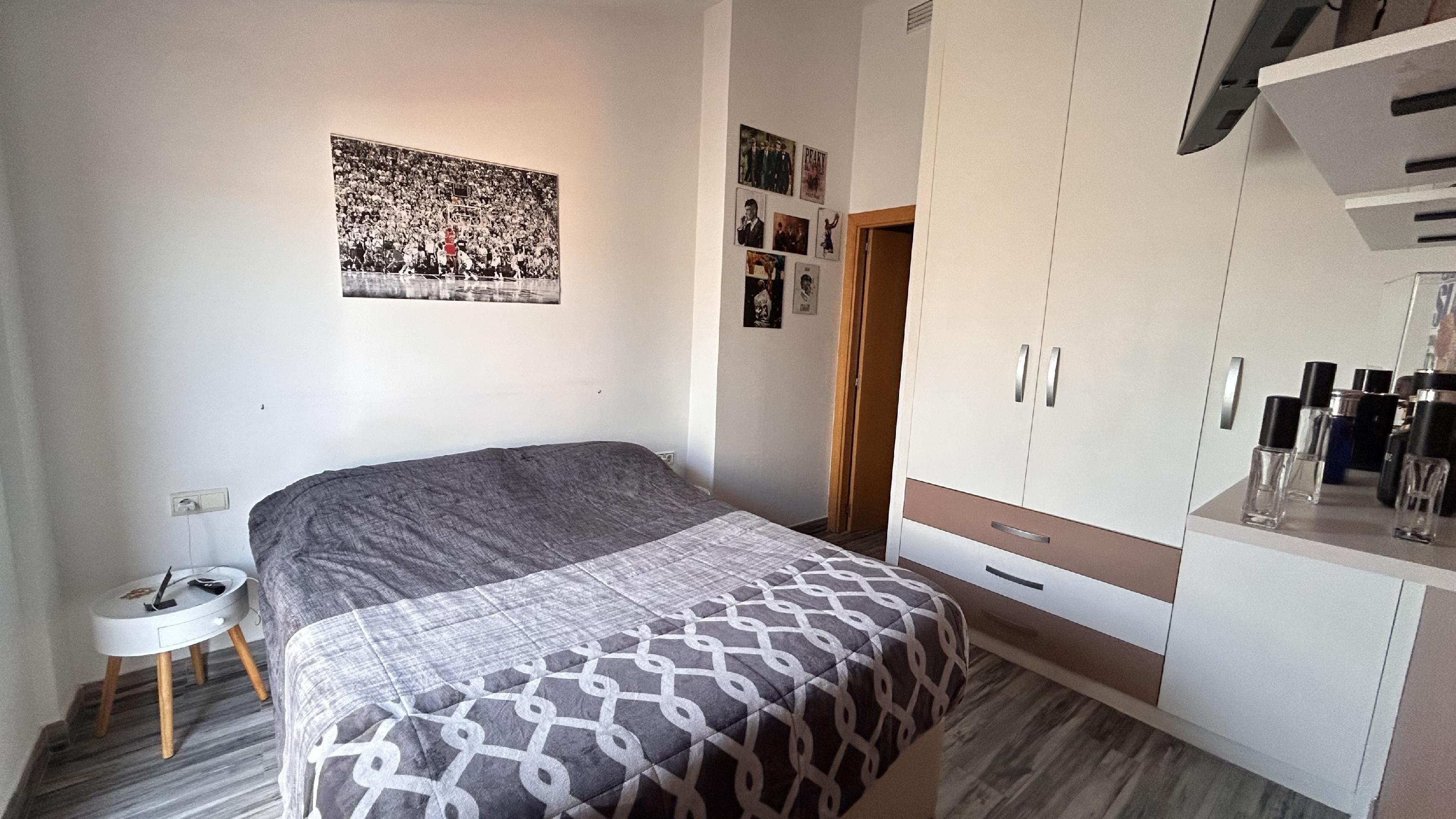Imagen 27 Piso en venta en Sant Andreu De La Barca / Junto a la oficina de Correos La Solana
