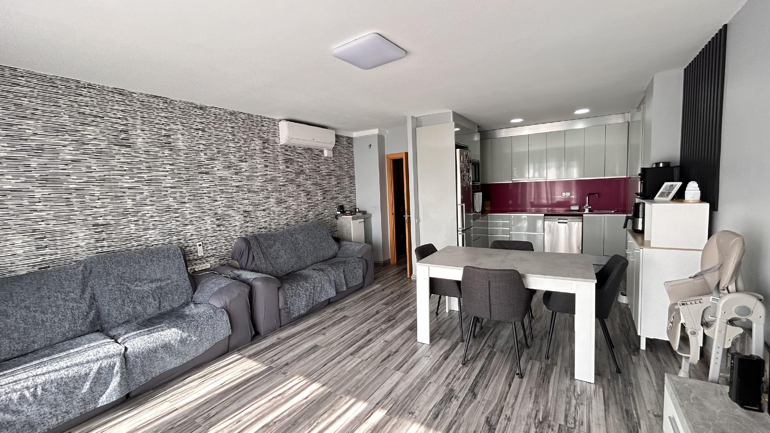 Imagen 7 Piso en venta en Sant Andreu De La Barca / Junto a la oficina de Correos La Solana