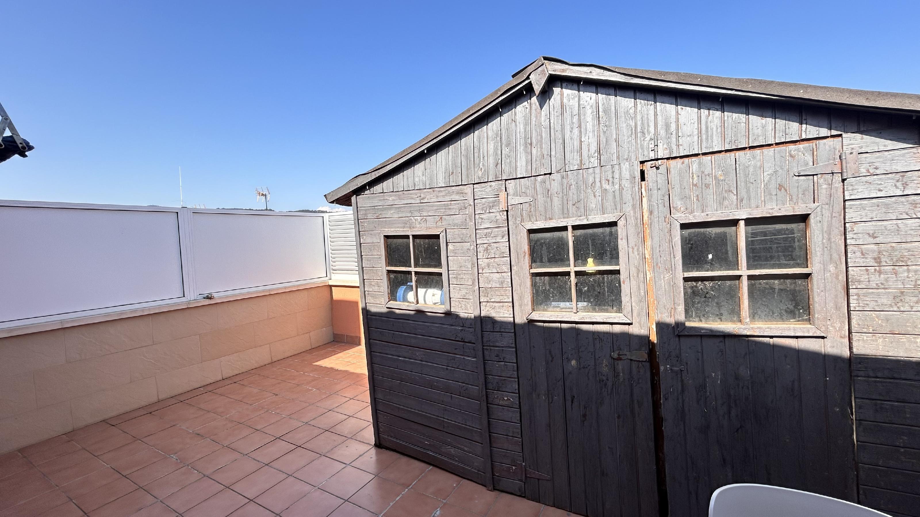 Imagen 38 Piso en venta en Sant Andreu De La Barca / Junto a la oficina de Correos La Solana