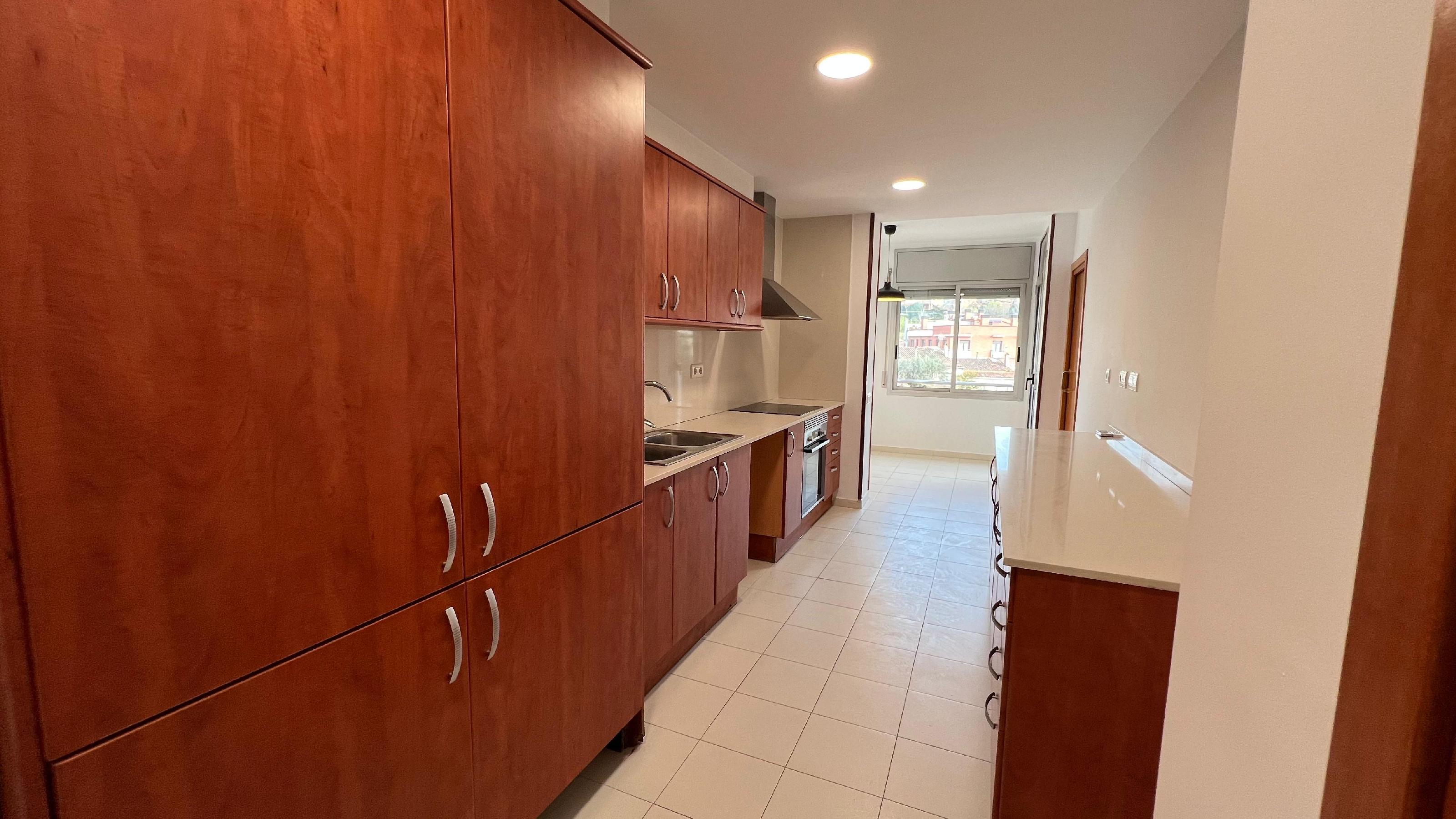 Imagen 13 Piso en alquiler en Molins De Rei / Junto a la Avenida Collserola