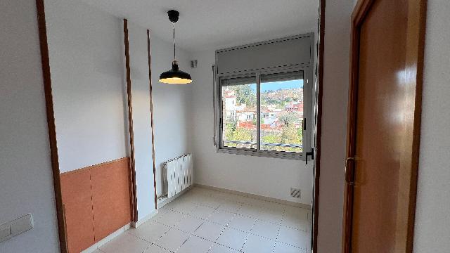 Imagen 15 Inmueble 301711 - Piso en alquiler en Molins De Rei / Junto a la Avenida Collserola