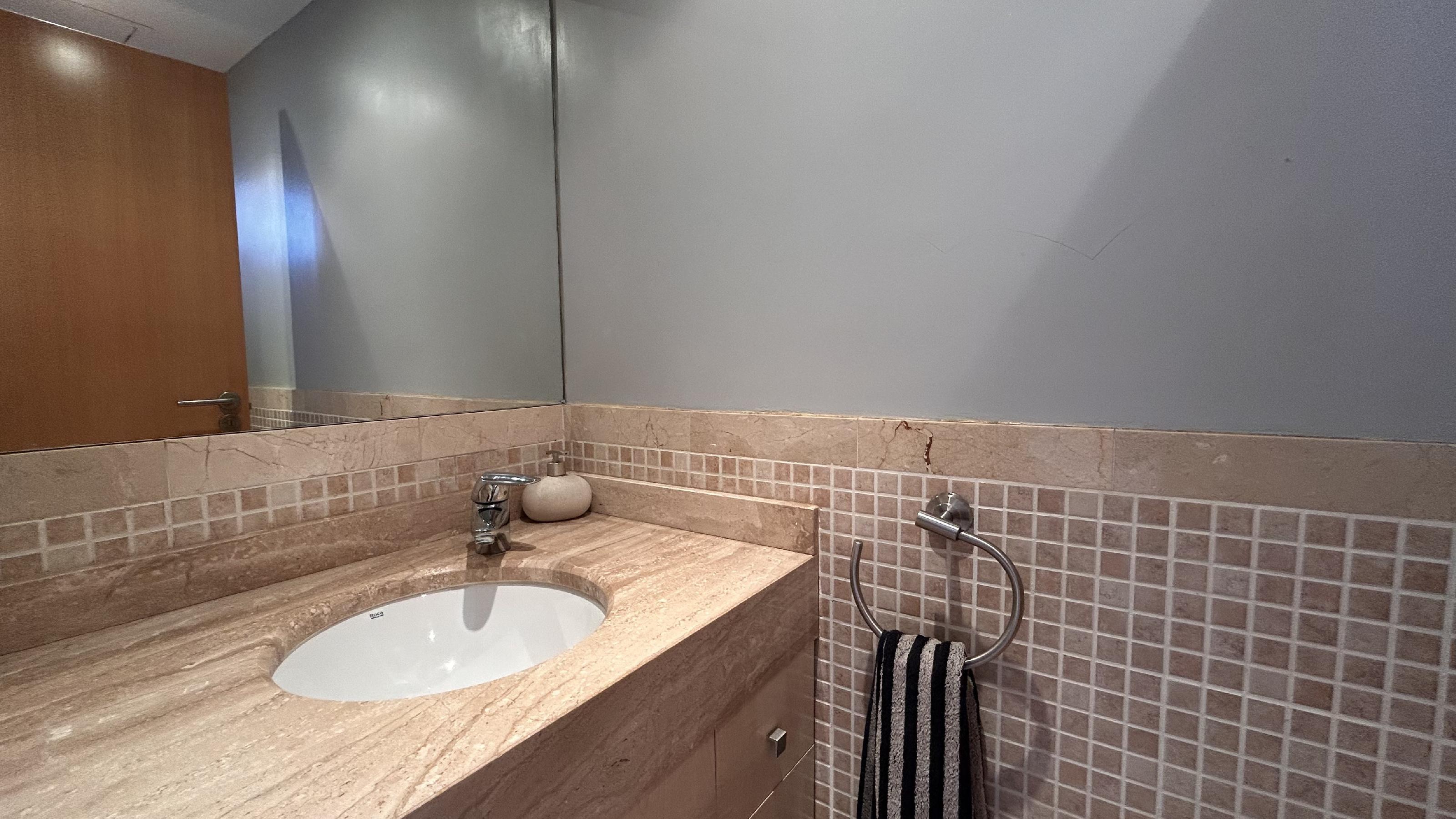 Imagen 16 Casa en venta en Sant Andreu De La Barca / Junto a la estación de Ferrocarriles Catalanes