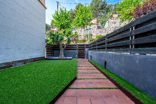 Imagen 12 Inmueble 302741 - Casa en venta en Vallirana / Can Rovira - Junto al centro