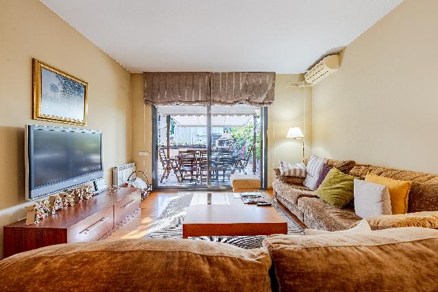 Imagen 2 Inmueble 302741 - Casa en venta en Vallirana / Can Rovira - Junto al centro
