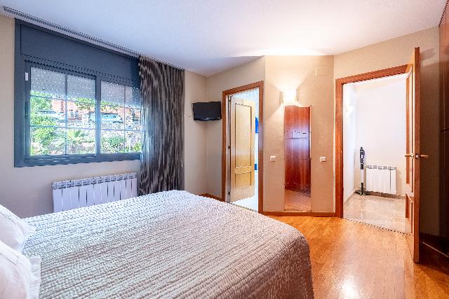 Imagen 18 Inmueble 302741 - Casa en venta en Vallirana / Can Rovira - Junto al centro