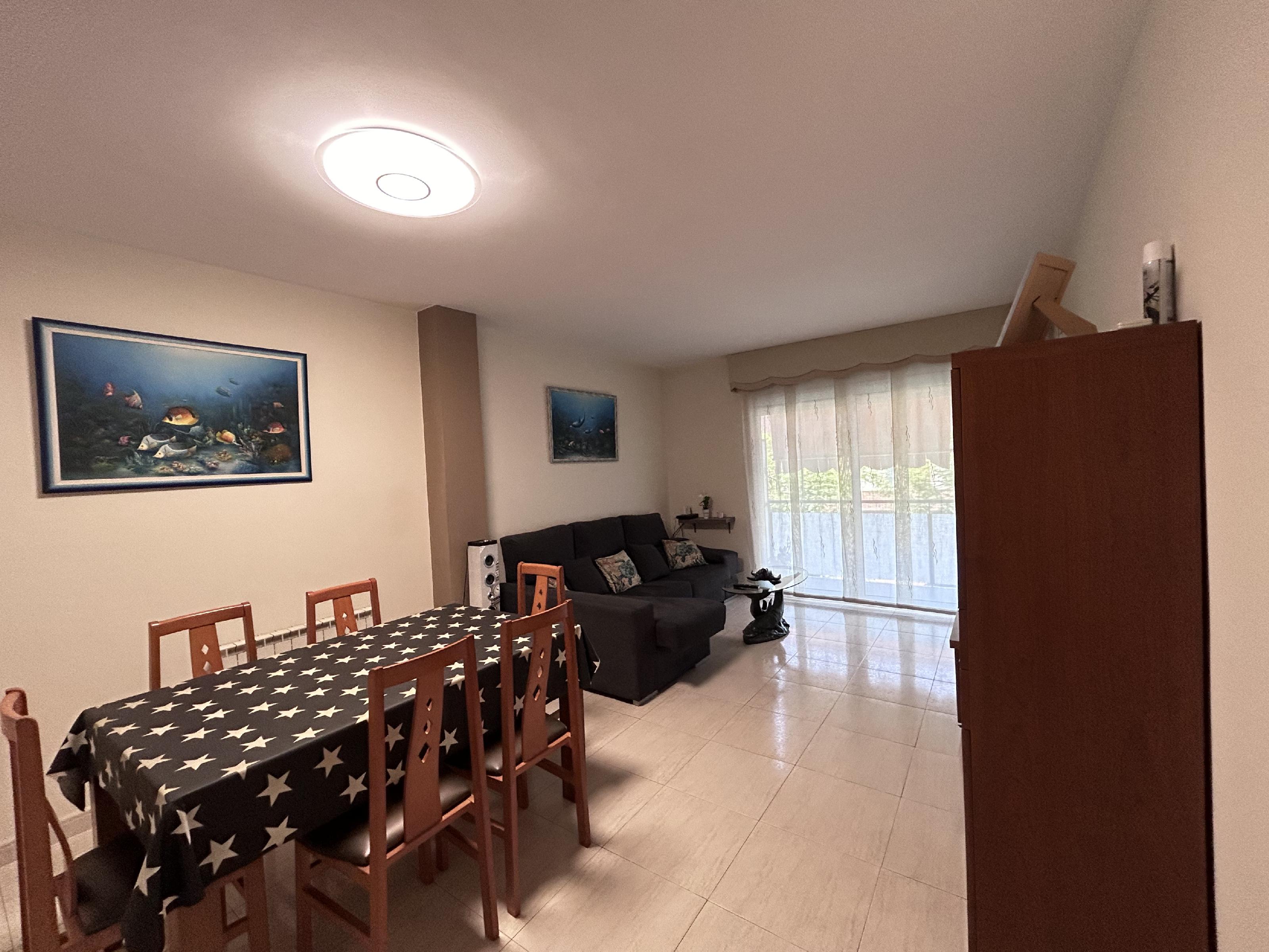 Imagen 9 Piso en venta en Molins De Rei / En el barrio de la Granja