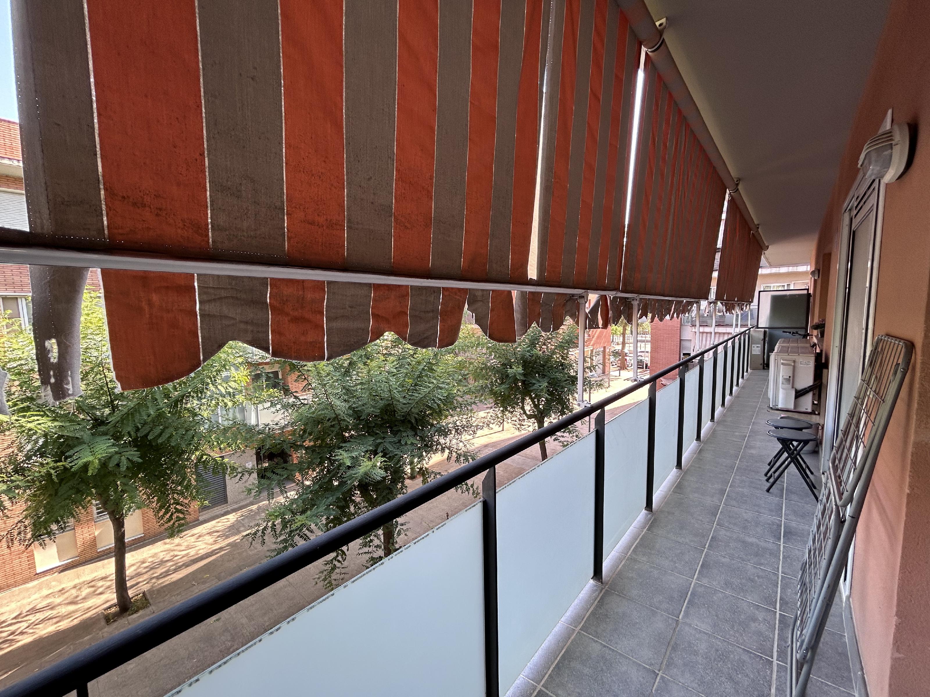 Imagen 29 Piso en venta en Molins De Rei / En el barrio de la Granja