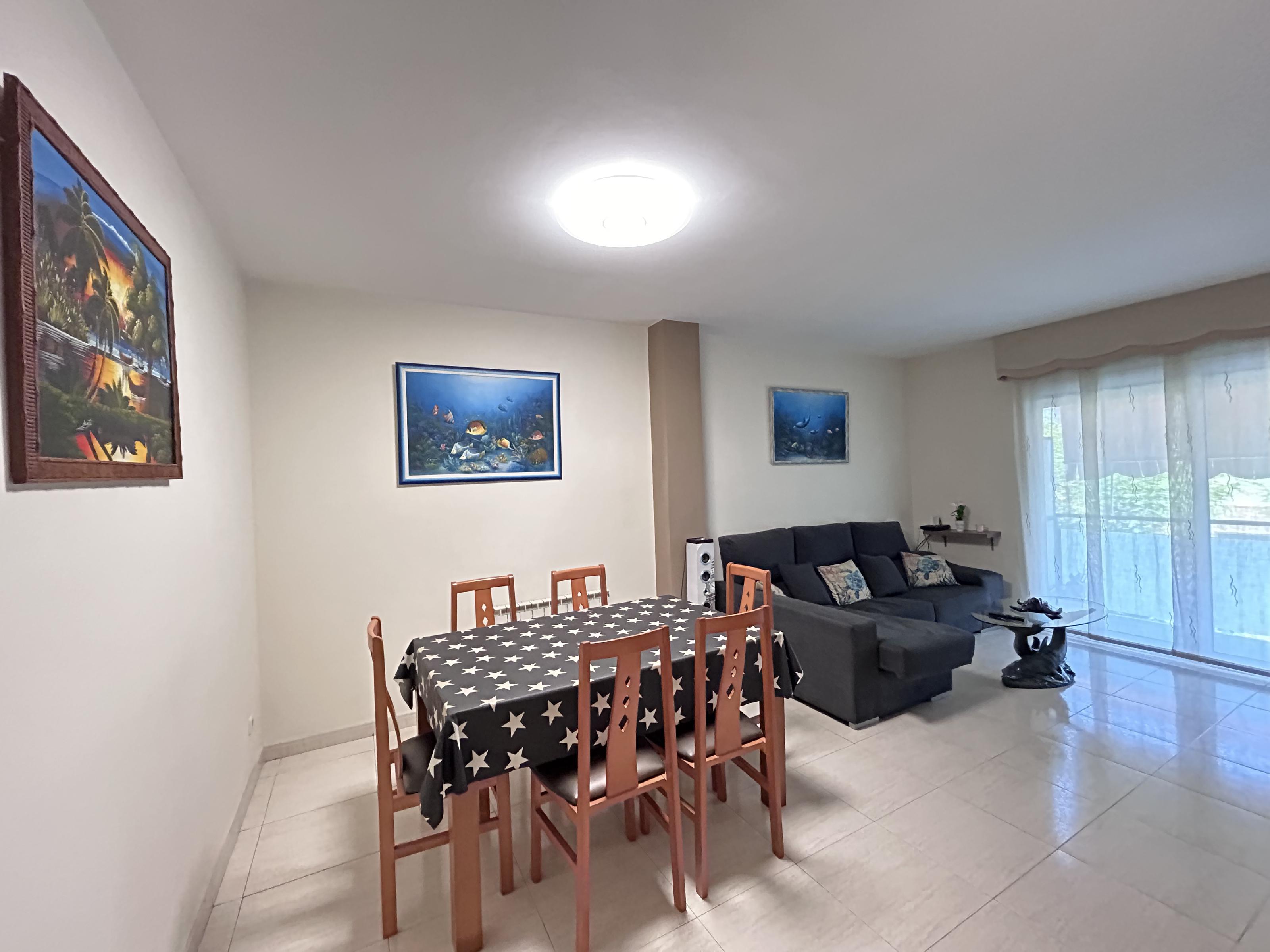 Imagen 1 Piso en venta en Molins De Rei / En el barrio de la Granja