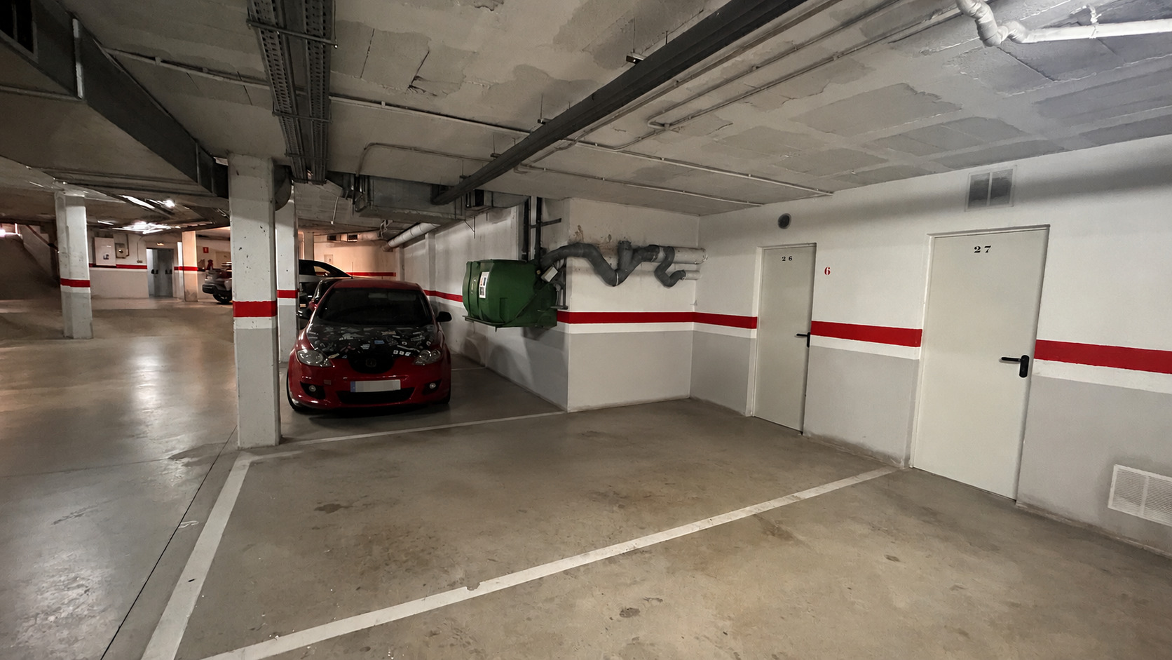 Imagen 6 Parking Coche en alquiler en Molins De Rei / Próximo a la plaza de la Cruz Molins de Rei