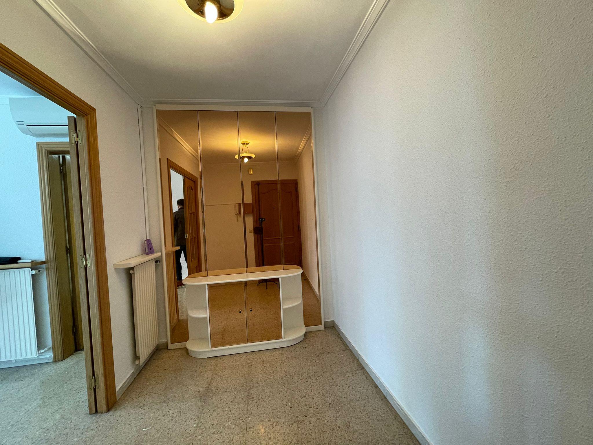 Imagen 5 Piso en venta en Molins De Rei / A pocos minutos de la estación de Molins 