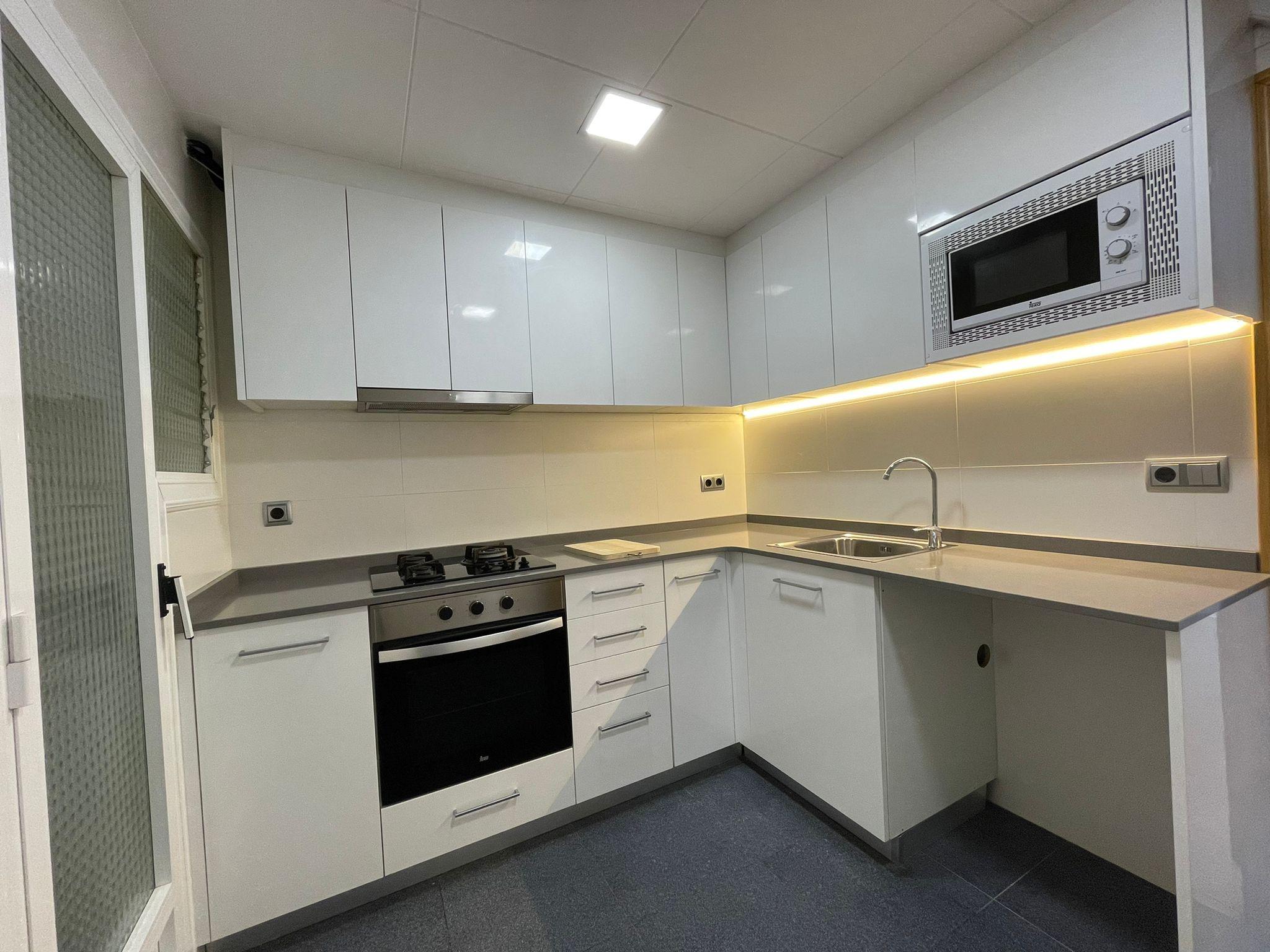 Imagen 1 Piso en venta en Molins De Rei / A pocos minutos de la estación de Molins 
