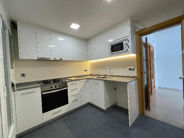 Imagen 8 Inmueble 303019 - Piso en venta en Molins De Rei / A pocos minutos de la estación de Molins 