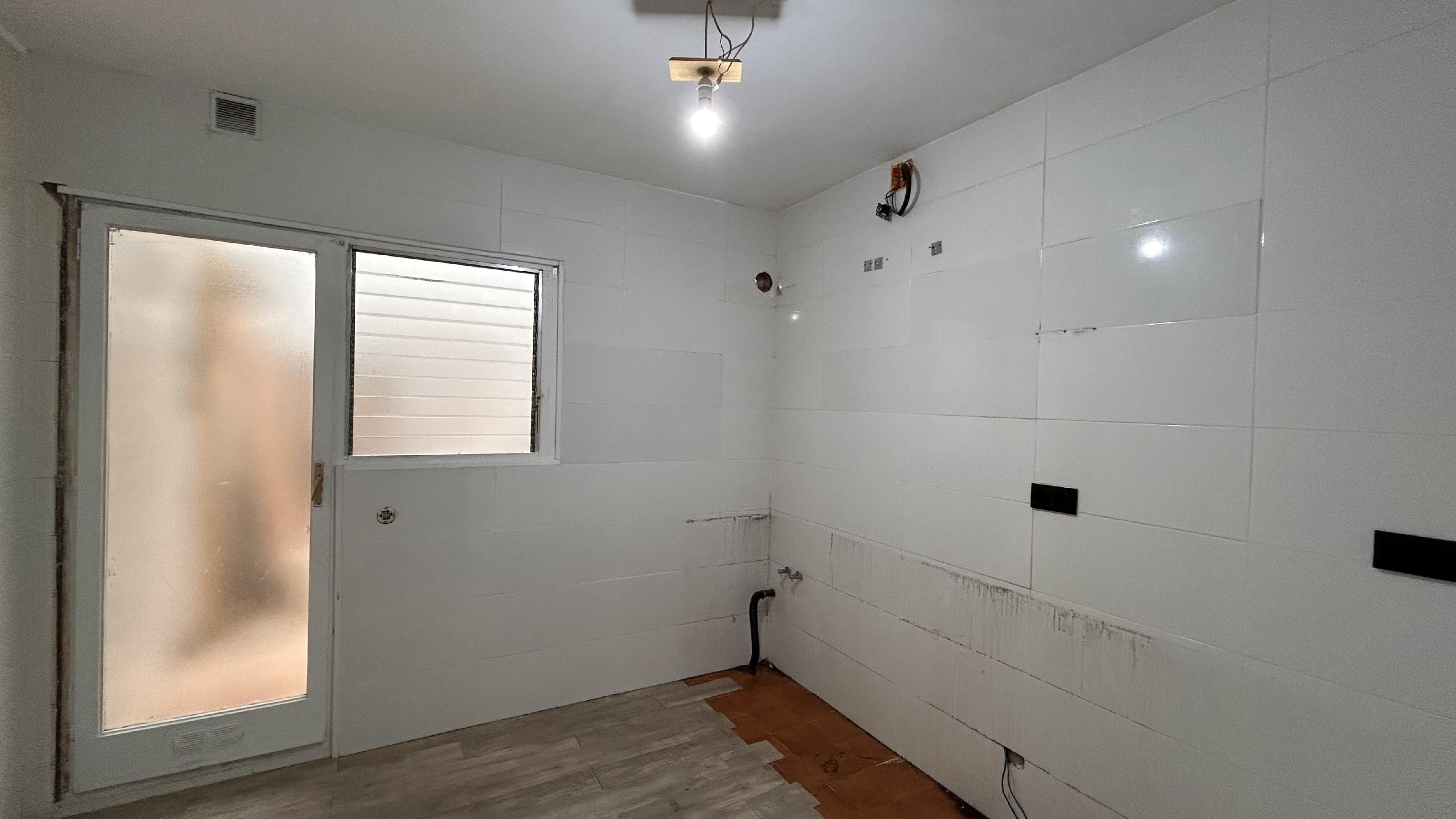 Imagen 17 Piso en venta en Sant Feliu De Llobregat / En pleno centro de Sant Feliu de Llobregat. 
