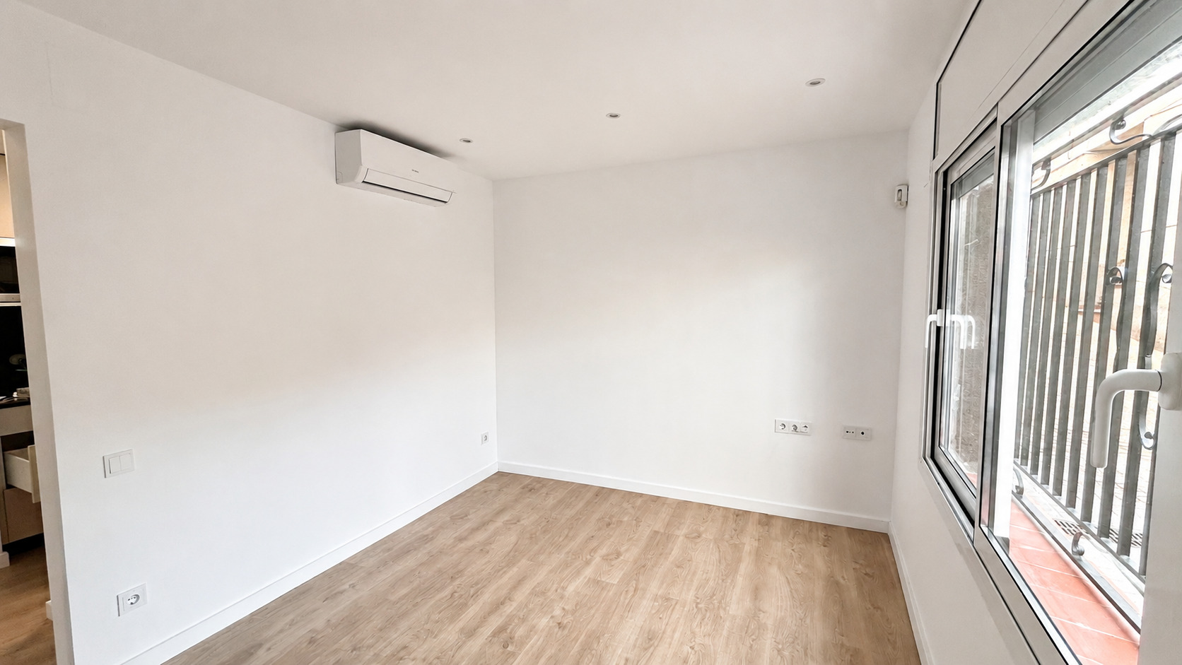 Imagen 19 Planta Baja en venta en Papiol El / Junto al centro de la población.
