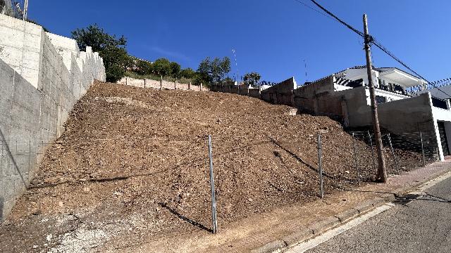 Imagen 8 Inmueble 303586 - Solar Urbano en venta en Esplugues De Llobregat / Junto al colegio la Miranda (Esplugues d...