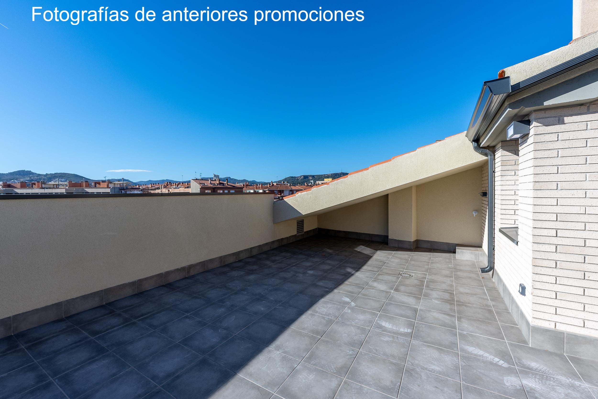 Imagen 19 Dúplex en venta en Molins De Rei / Junto al nuevo barrio de les Guardioles 