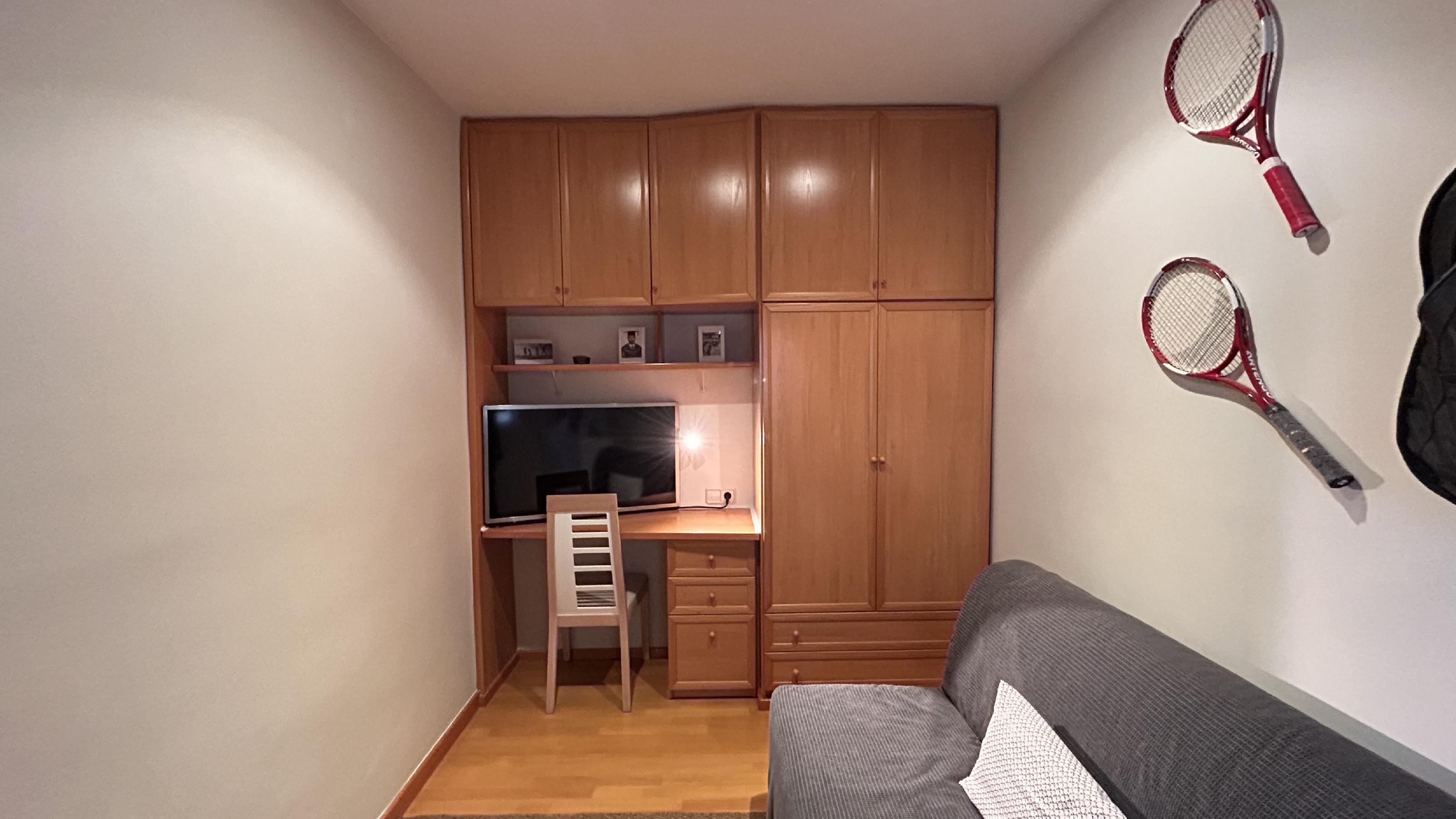 Imagen 24 Piso en venta en Sant Boi De Llobregat / Próximo a la plaza Cataluña zona Vinyets
