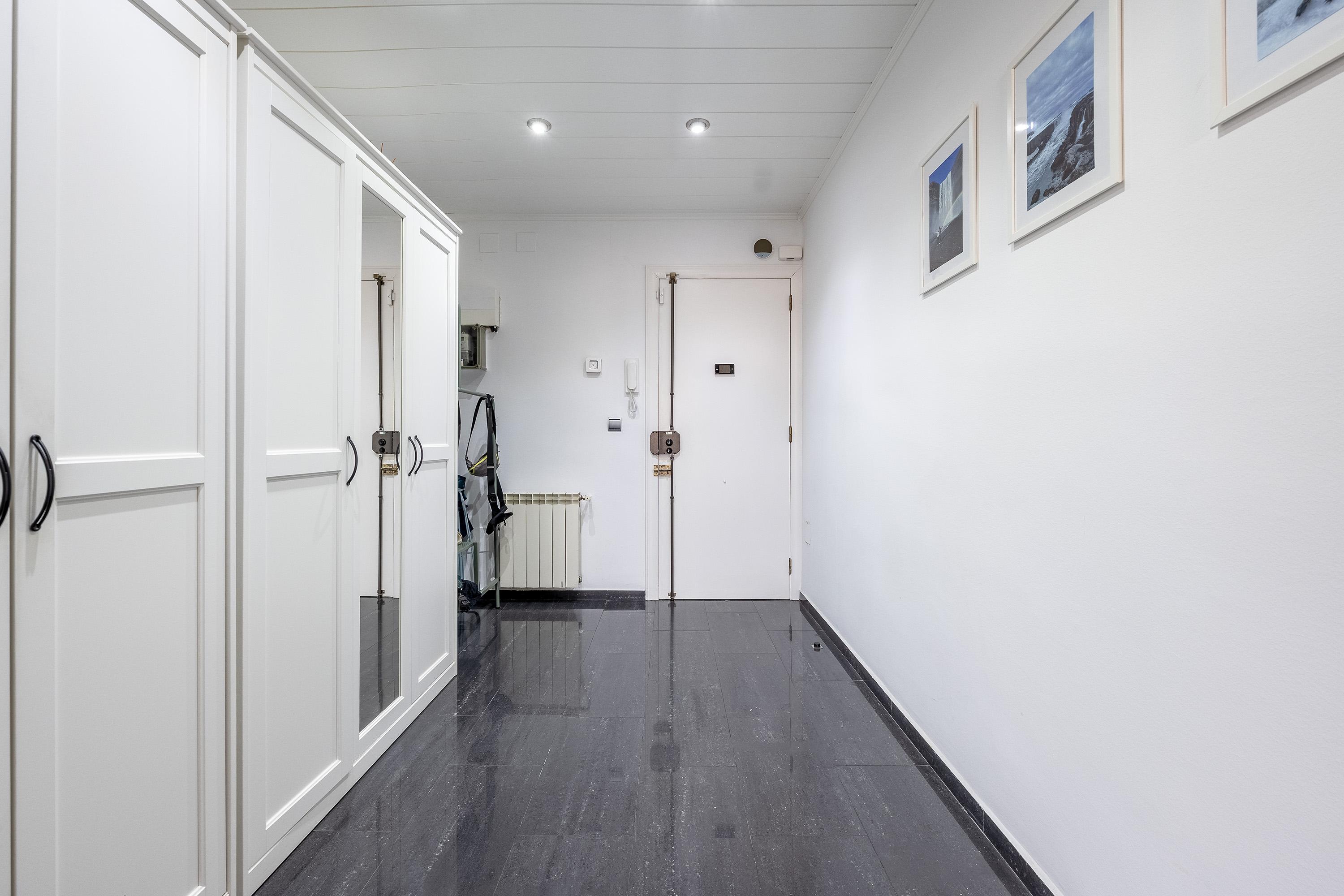 Imagen 29 Piso en venta en Molins De Rei / Próximo a la plaza de la Cruz 