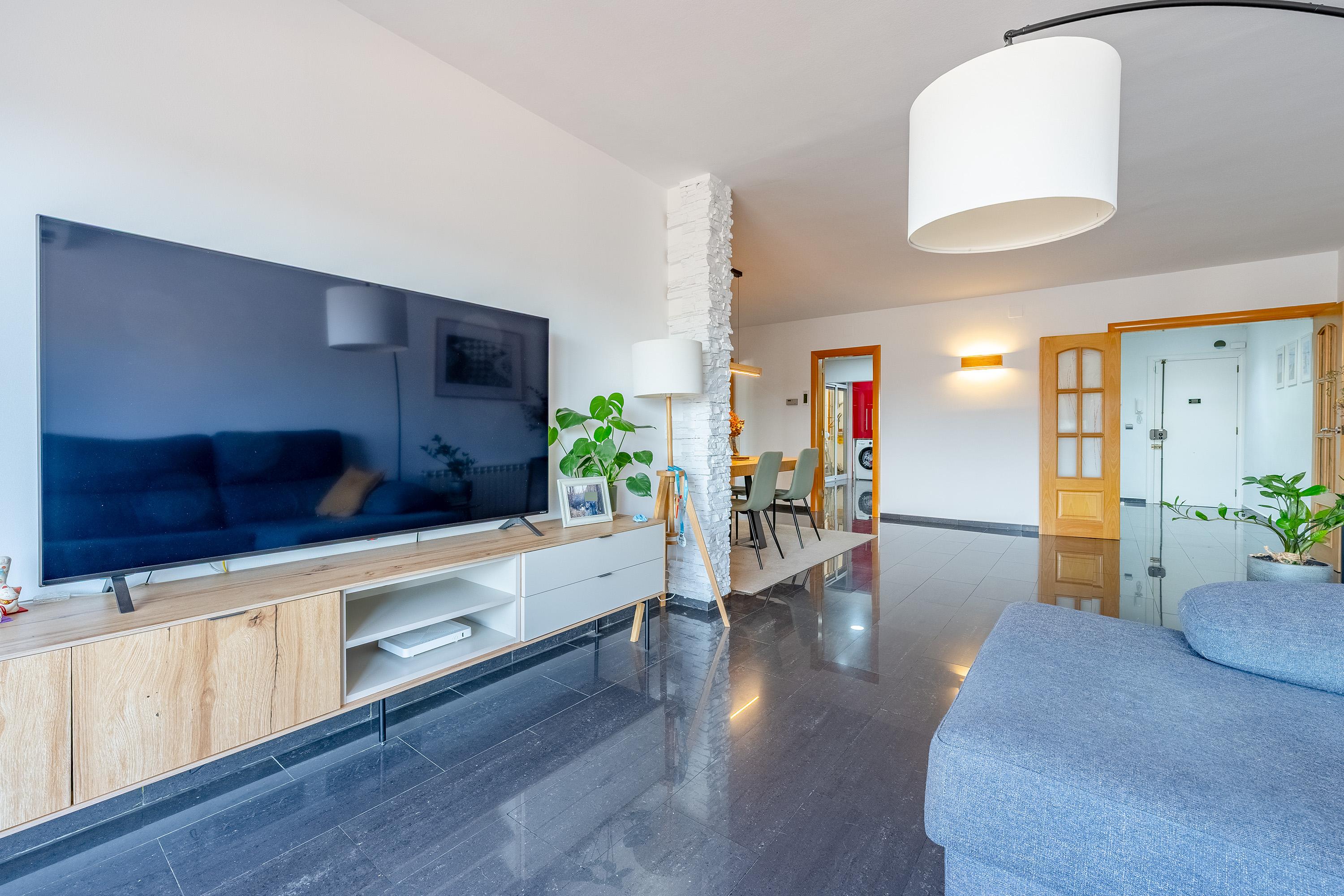 Imagen 9 Piso en venta en Molins De Rei / Próximo a la plaza de la Cruz 