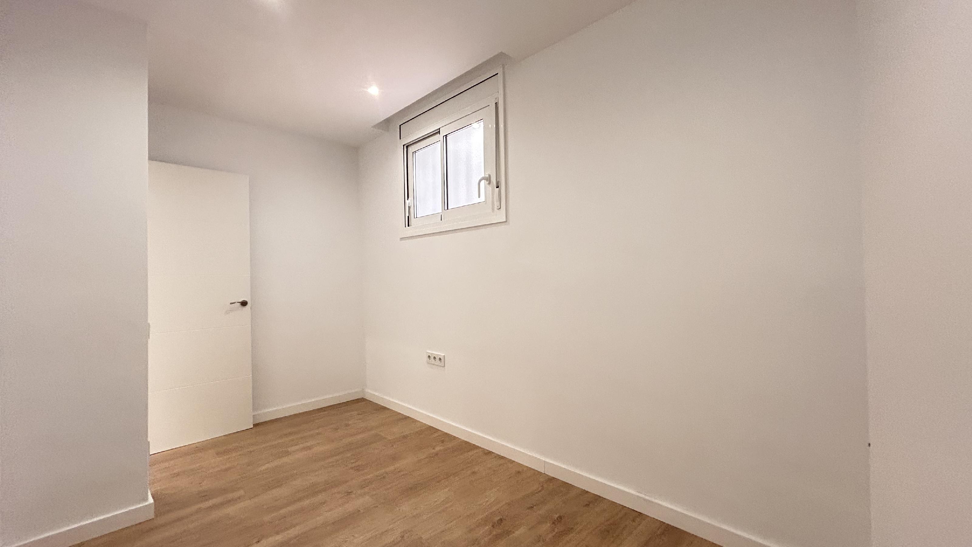 Imagen 23 Planta Baja en venta en Papiol El / Junto al centro de la población.