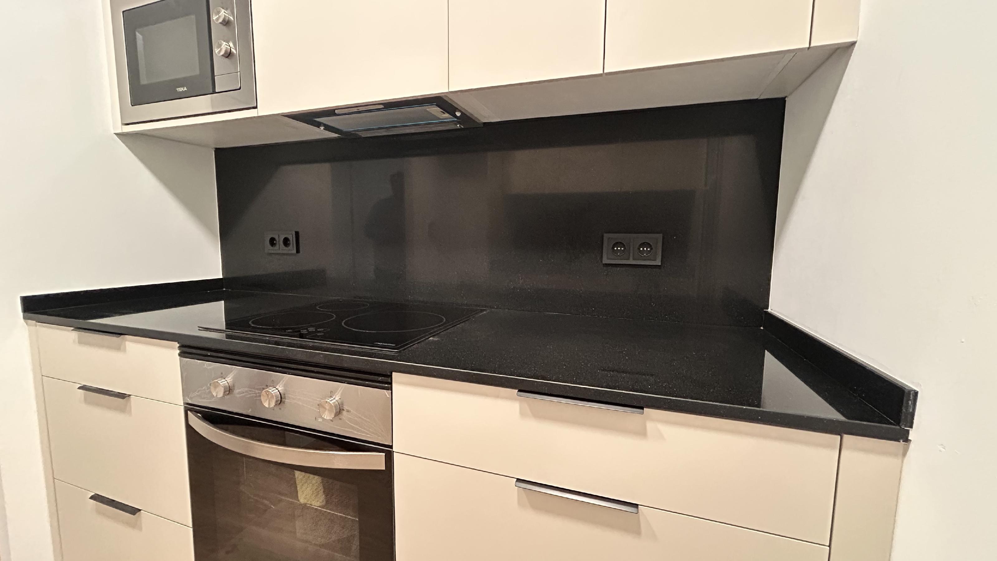 Imagen 1 Planta Baja en venta en Papiol El / Junto al centro de la población.