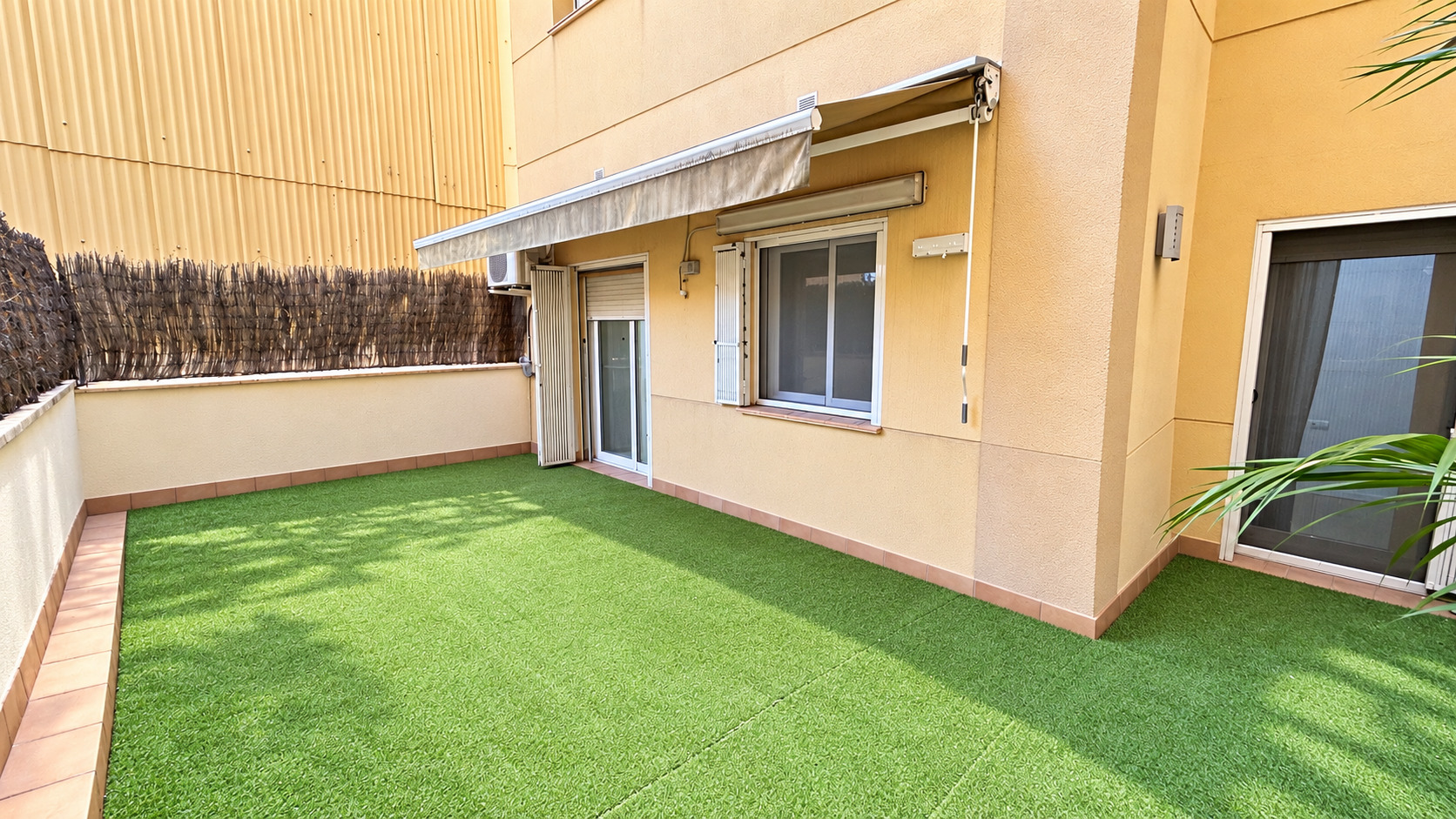 Imagen 15 Planta Baja en venta en Molins De Rei / Próximo al parque de la Mariona 