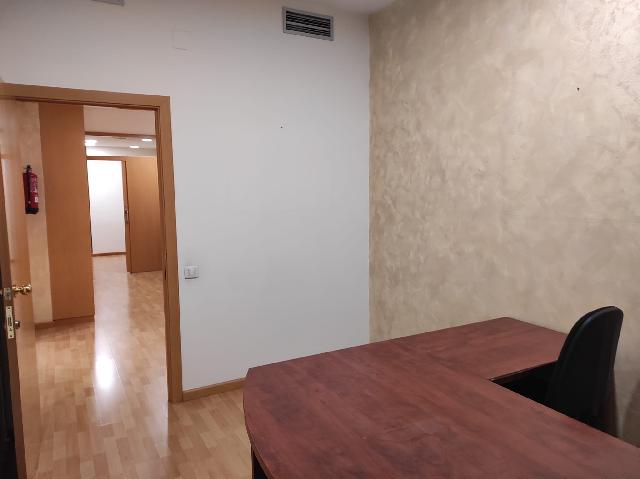 Imagen 1 Inmueble 232020 - Oficina Comercial en alquiler en Sant Just Desvern / Entre Rambla Modolell y carrer Bonavista