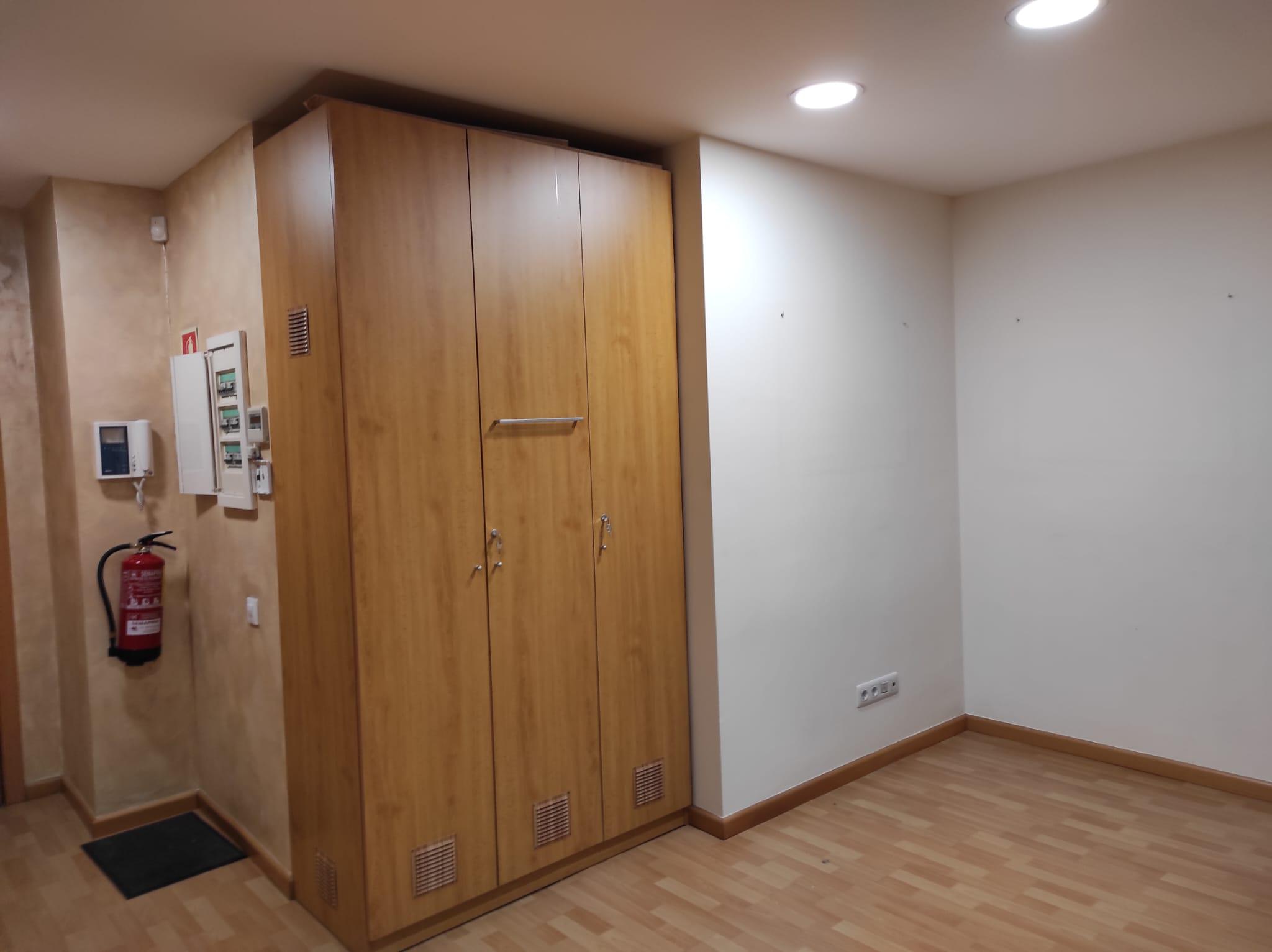 Imagen 21 Oficina Comercial en alquiler en Sant Just Desvern / Entre Rambla Modolell y carrer Bonavista