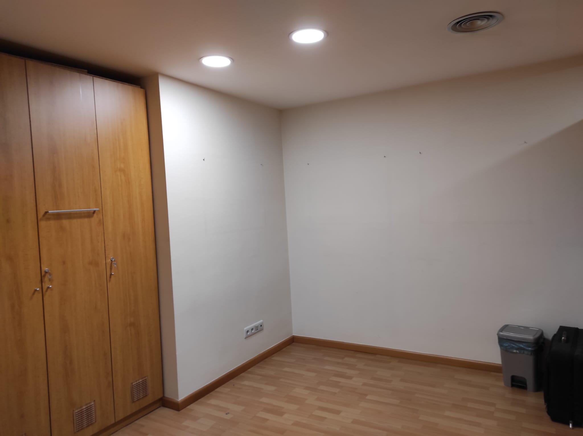 Imagen 34 Oficina Comercial en alquiler en Sant Just Desvern / Entre Rambla Modolell y carrer Bonavista