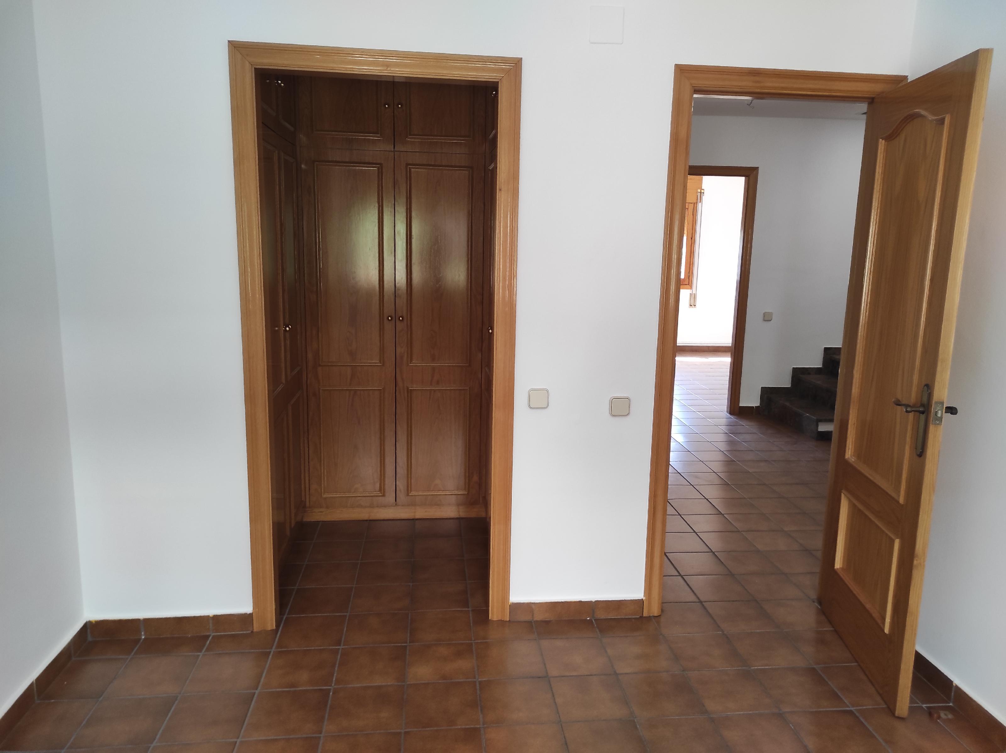 Imagen 22 Casa Aislada en alquiler en Esplugues De Llobregat / Junto hospital Sant Joan De Deu