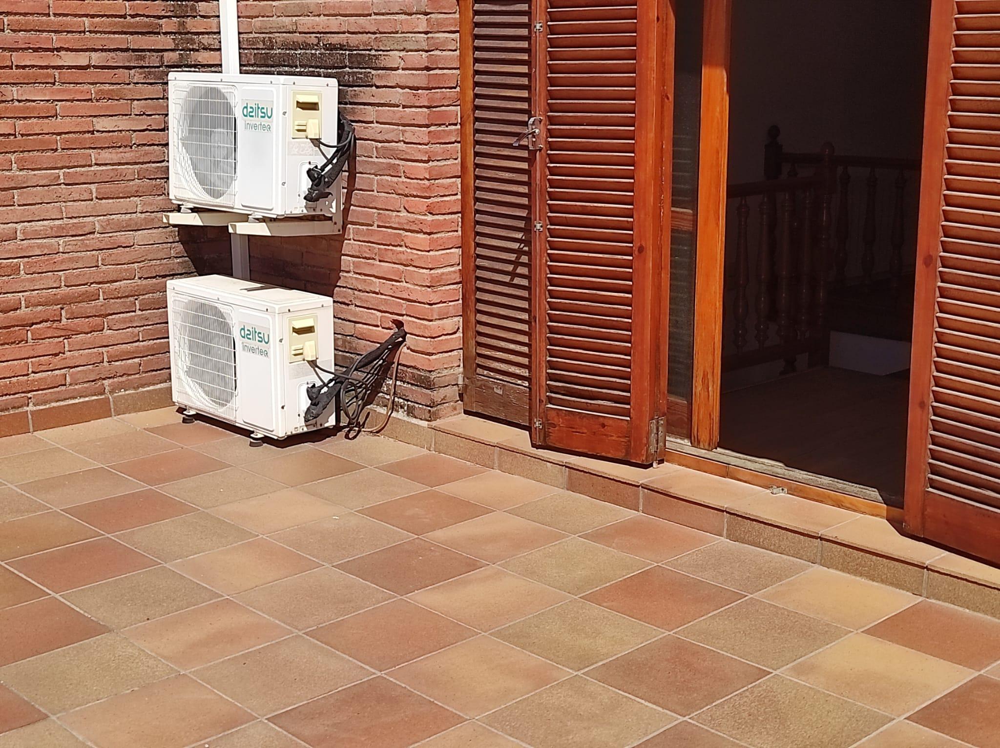 Imagen 31 Casa Aislada en alquiler en Esplugues De Llobregat / Junto hospital Sant Joan De Deu