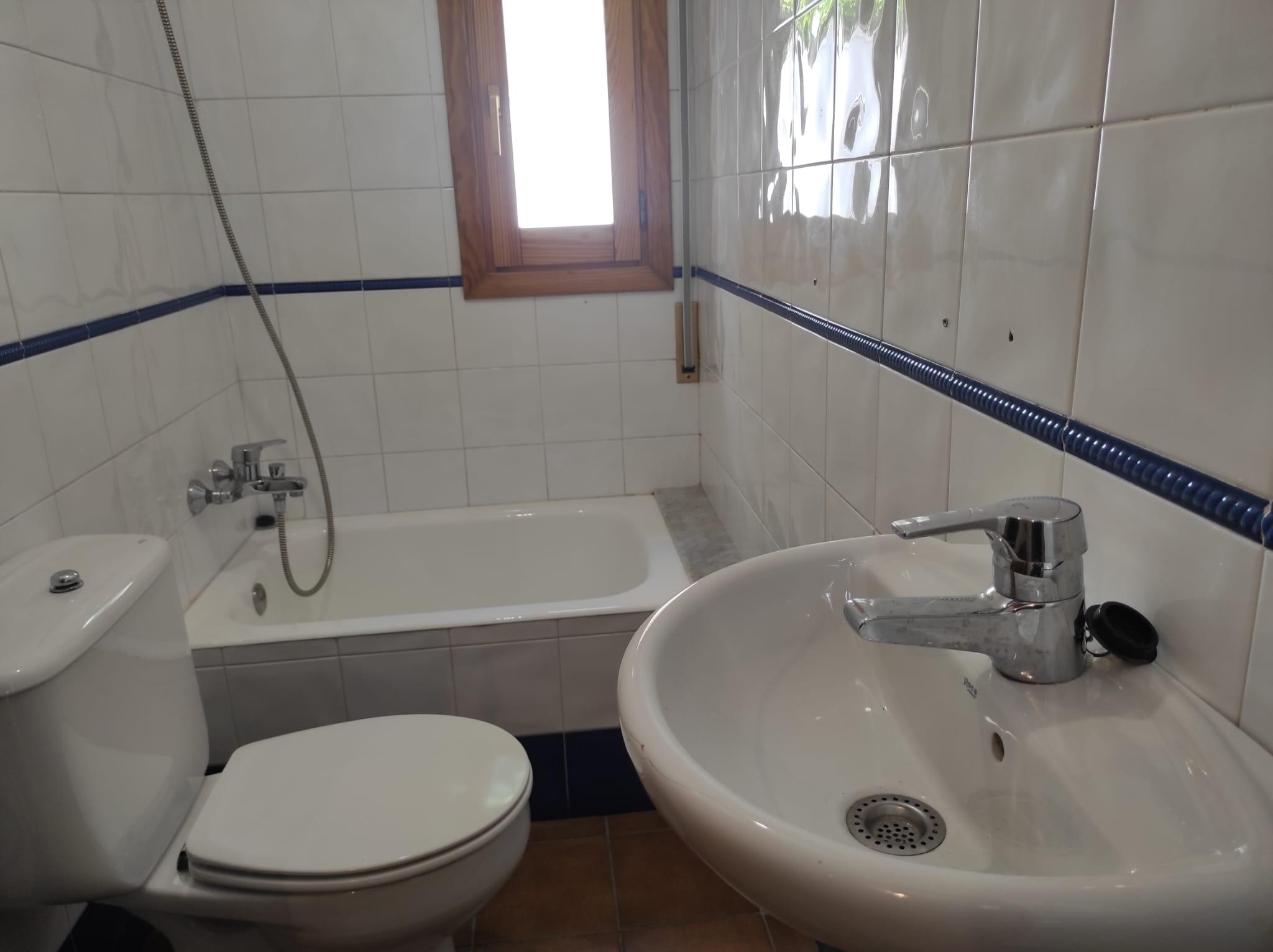 Imagen 33 Casa Aislada en alquiler en Esplugues De Llobregat / Junto hospital Sant Joan De Deu
