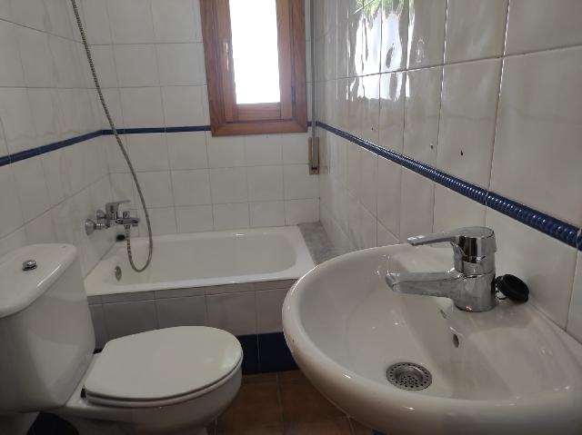 Imagen 29 Inmueble 264169 - Casa Aislada en alquiler en Esplugues De Llobregat / Junto hospital Sant Joan De Deu