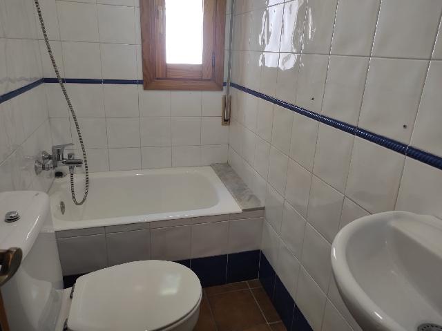 Imagen 30 Inmueble 264169 - Casa Aislada en alquiler en Esplugues De Llobregat / Junto hospital Sant Joan De Deu
