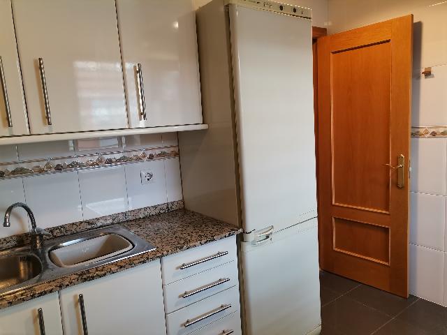 Imagen 20 Inmueble 273049 - Dúplex en alquiler en Esplugues De Llobregat / Centro junto jardines de Can Tinture y Laur...