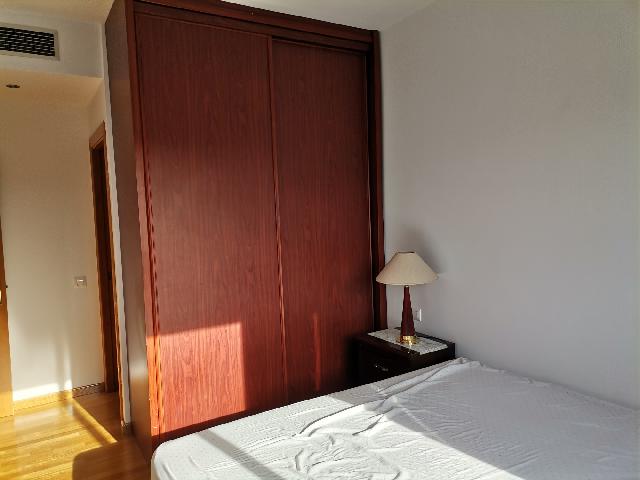 Imagen 35 Inmueble 273049 - Dúplex en alquiler en Esplugues De Llobregat / Centro junto jardines de Can Tinture y Laur...