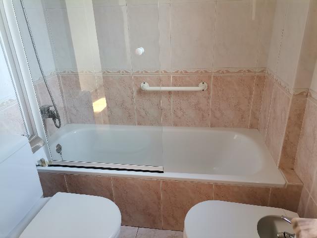 Imagen 33 Inmueble 273049 - Dúplex en alquiler en Esplugues De Llobregat / Centro junto jardines de Can Tinture y Laur...