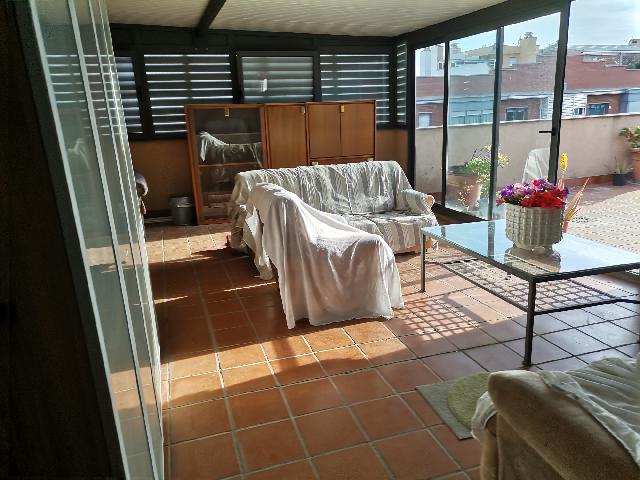 Imagen 10 Inmueble 273049 - Dúplex en alquiler en Esplugues De Llobregat / Centro junto jardines de Can Tinture y Laur...