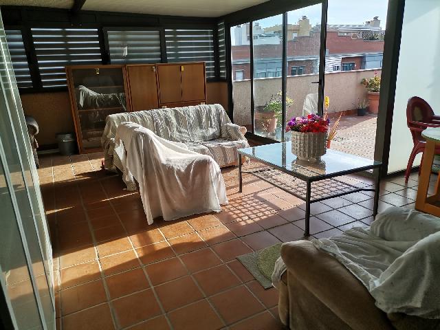 Imagen 2 Inmueble 273049 - Dúplex en alquiler en Esplugues De Llobregat / Centro junto jardines de Can Tinture y Laur...