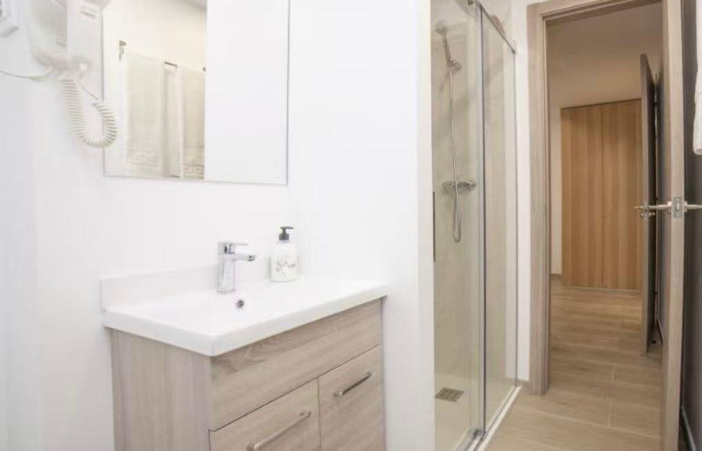 Imagen 14 Dúplex en venta en Hospitalet De Llobregat L´ / Junto Instituto Margarida Xirgu y carrer...