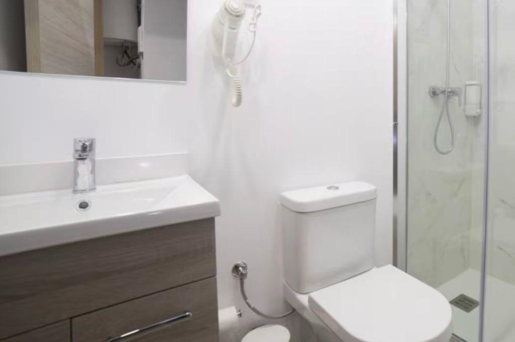 Imagen 18 Dúplex en venta en Hospitalet De Llobregat L´ / Junto Instituto Margarida Xirgu y carrer...