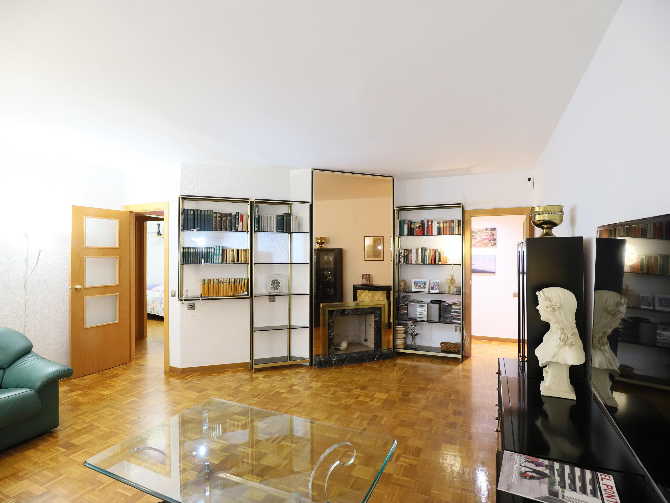 Imagen 2 Planta Baja en venta en Esplugues De Llobregat / Cap Lluis Millet y clinica Nostra Senyora...