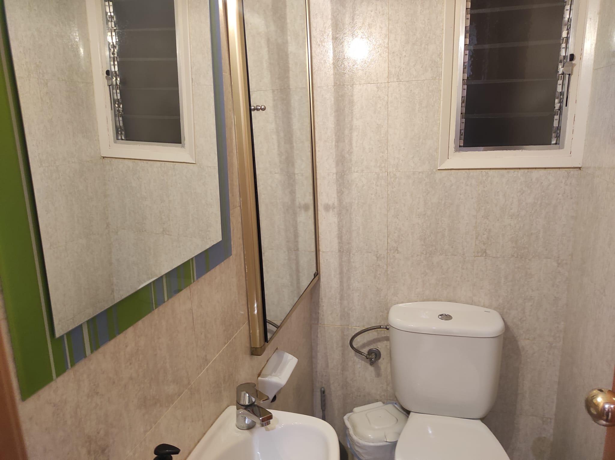 Imagen 39 Planta Baja en venta en Esplugues De Llobregat / Cap Lluis Millet y clinica Nostra Senyora...