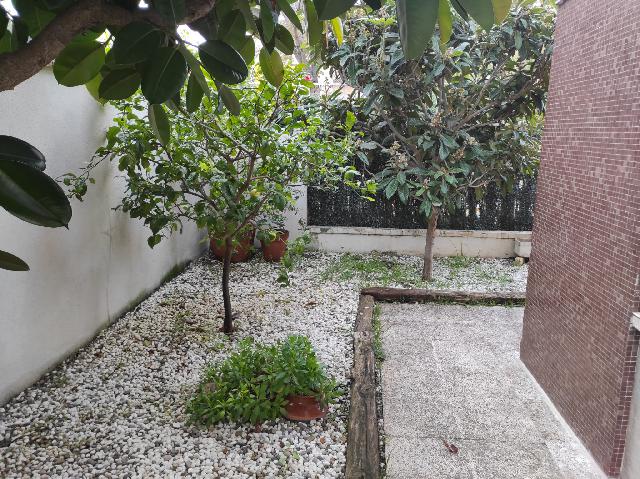 Imagen 4 Inmueble 288348 - Planta Baja en venta en Esplugues De Llobregat / Cap Lluis Millet y clinica Nostra Senyora...