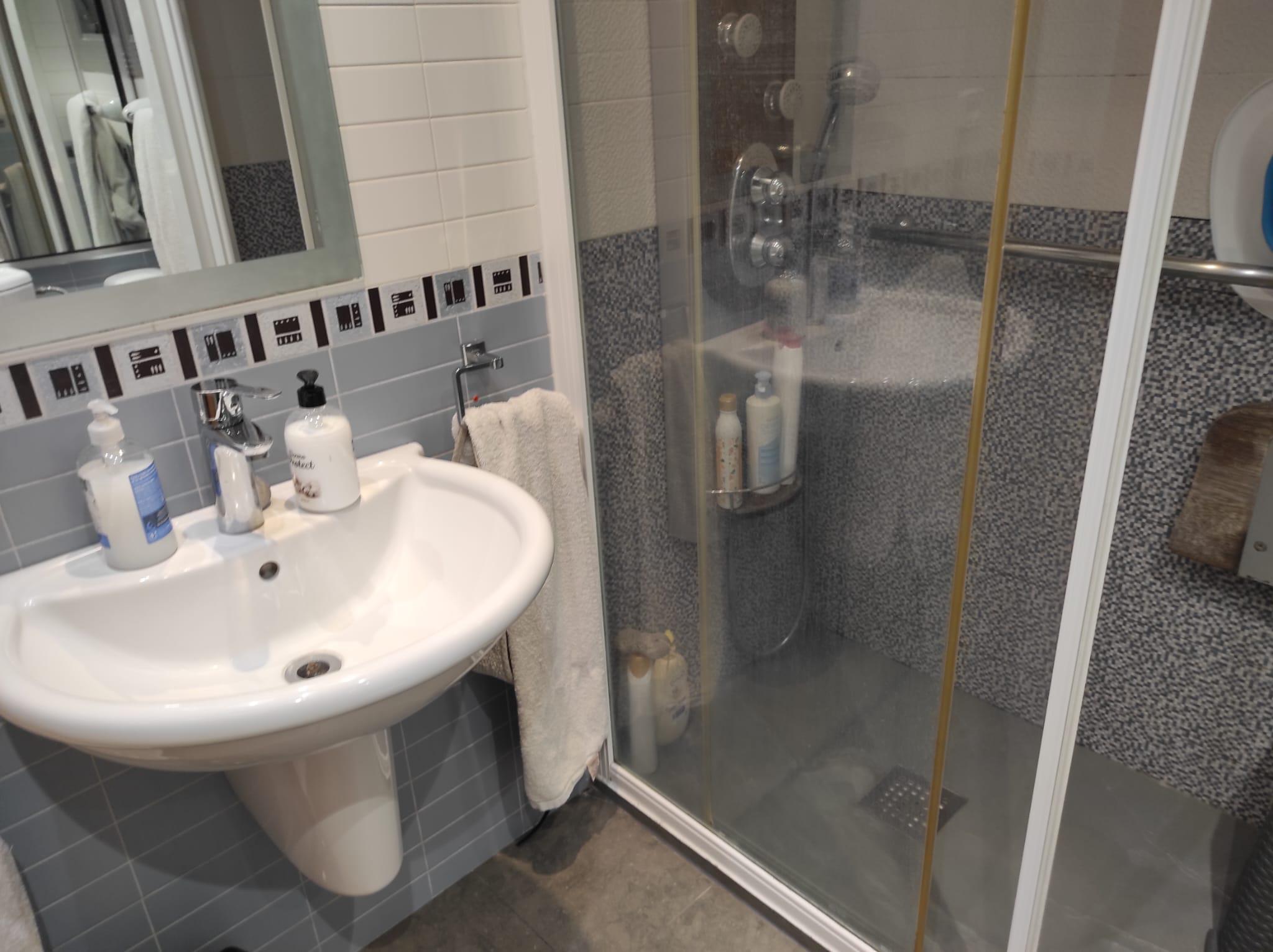 Imagen 28 Planta Baja en venta en Esplugues De Llobregat / Cap Lluis Millet y clinica Nostra Senyora...