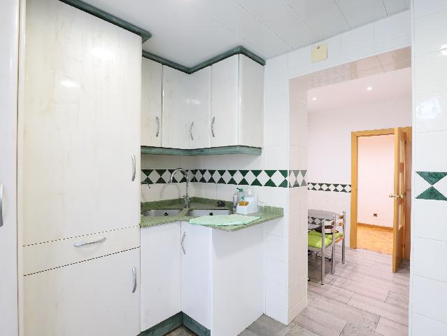 Imagen 16 Inmueble 288348 - Planta Baja en venta en Esplugues De Llobregat / Cap Lluis Millet y clinica Nostra Senyora...