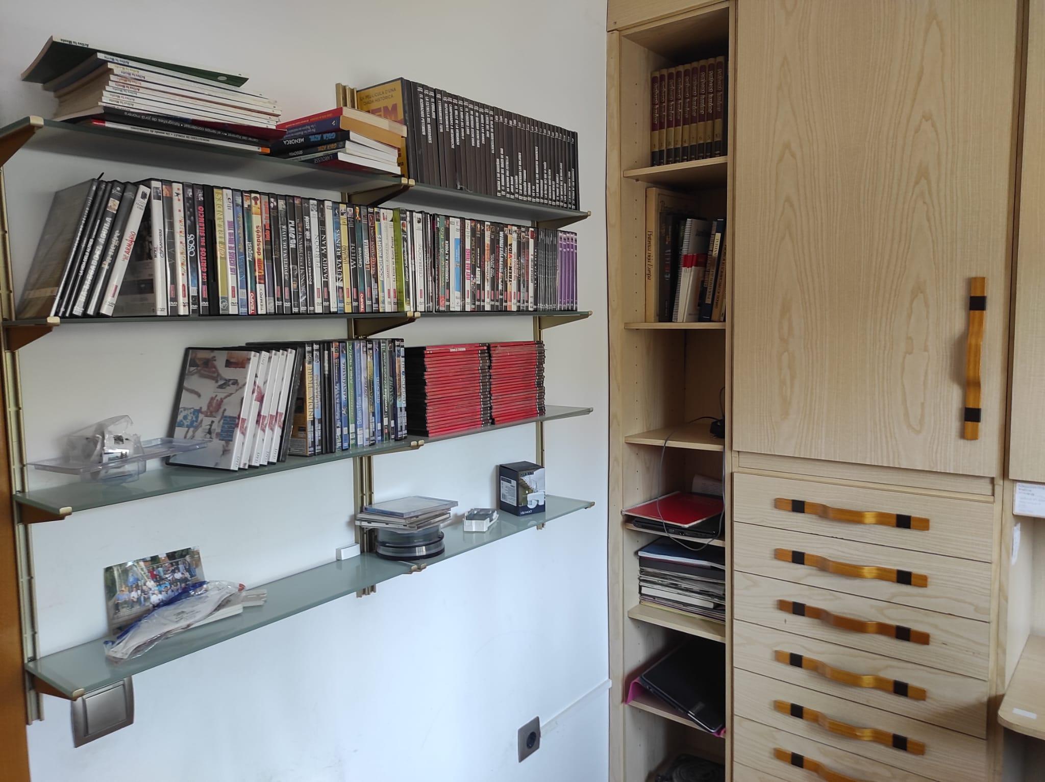 Imagen 30 Planta Baja en venta en Esplugues De Llobregat / Cap Lluis Millet y clinica Nostra Senyora...
